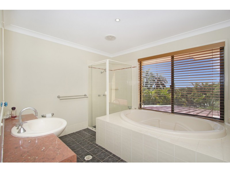 36 Parkes Lane, Terranora NSW 2486