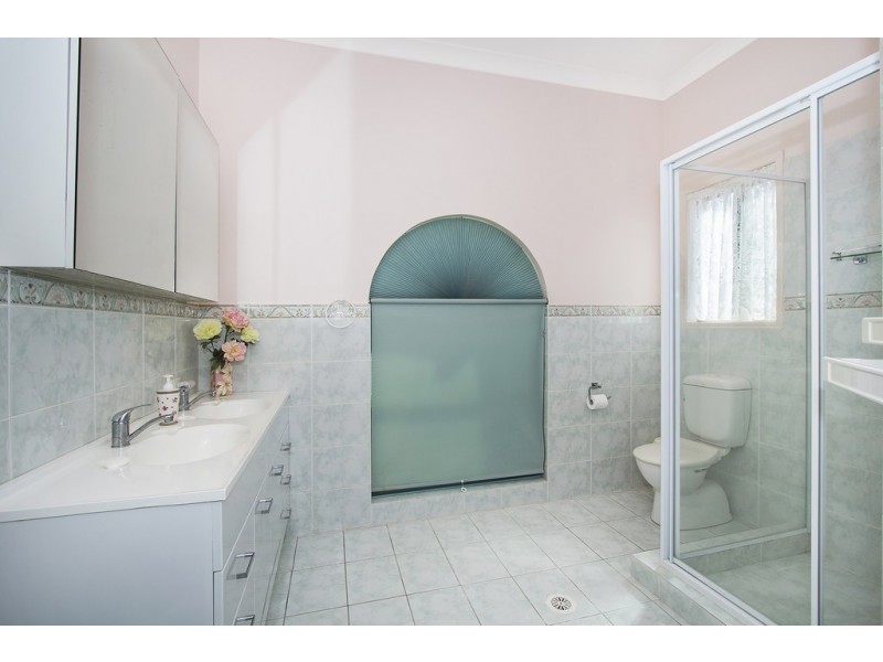 44 Bosun Boulevard, Oxley Cove, Banora Point NSW 2486