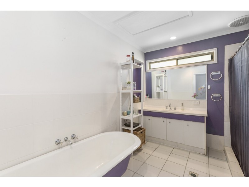 4 Nerang Street, Tweed Heads West NSW 2485