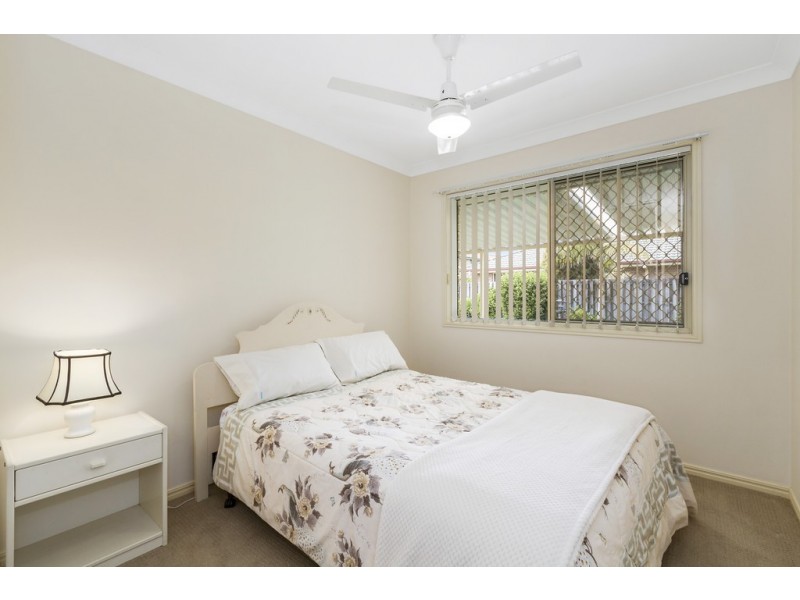 73 Avondale Drive, Banora Point NSW 2486