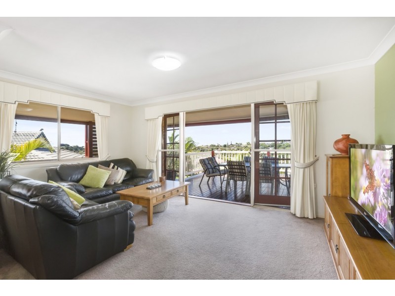 24 Cashel Crescent, Banora Point NSW 2486