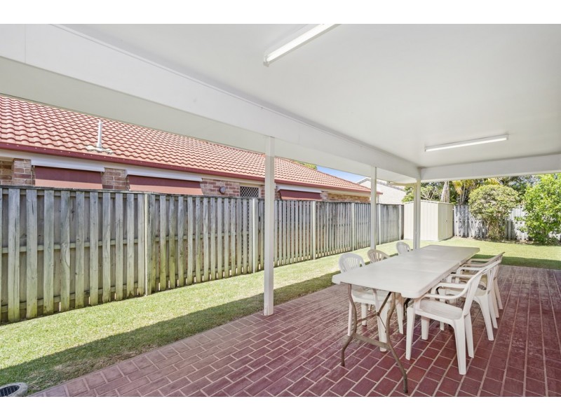 104 Winders Place, Banora Point NSW 2486