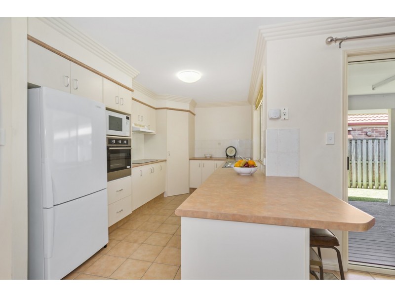 104 Winders Place, Banora Point NSW 2486