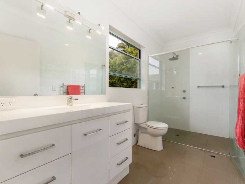 16 Glenbrae Drive, Terranora NSW 2486
