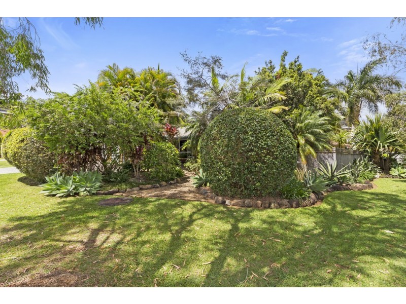 1 / 5 Cassia Crescent, Banora Point NSW 2486