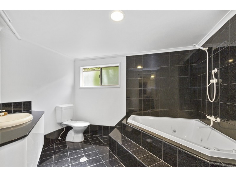 26 Myeerimba Parade, Tweed Heads West NSW 2485