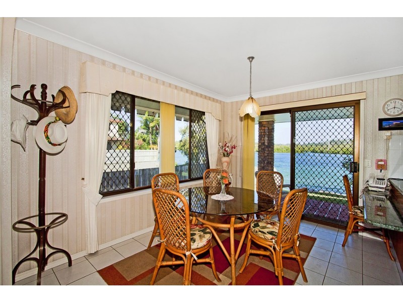 210 Kennedy Drive, Tweed Heads West NSW 2485