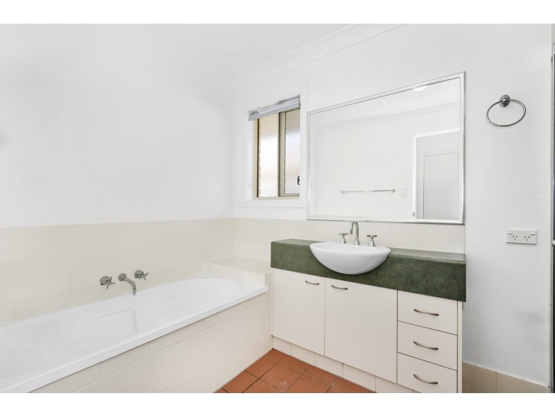 3 Falcon Way, Tweed Heads South NSW 2486