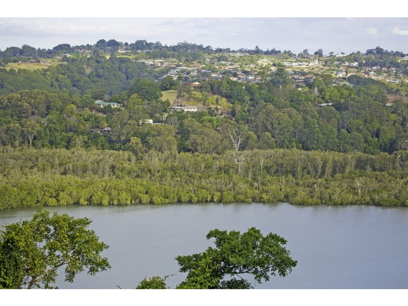 42 Broadwater Esplanade, Bilambil Heights NSW 2486