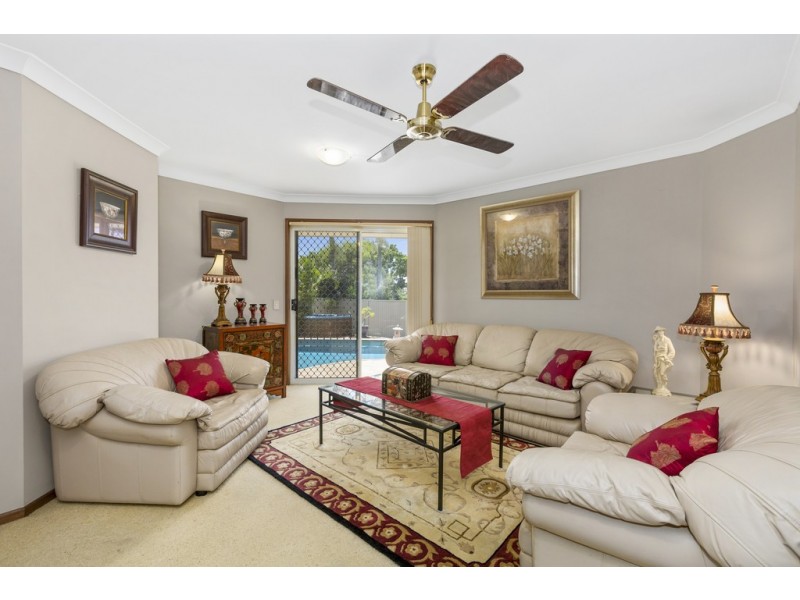 28 Chestnut Drive, Banora Point NSW 2486
