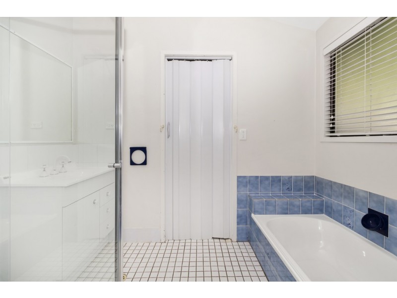 168 Broadwater Esplanade, Bilambil Heights NSW 2486