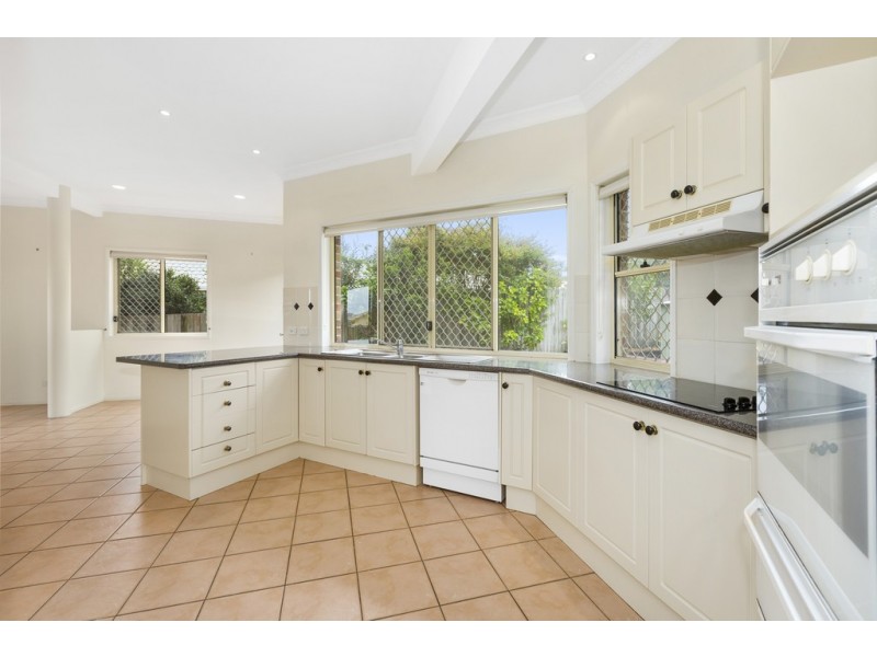 17 Dundee Drive, Banora Point NSW 2486