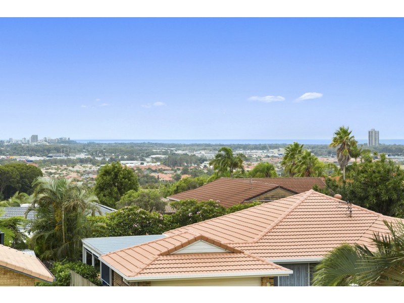 17 Dundee Drive, Banora Point NSW 2486