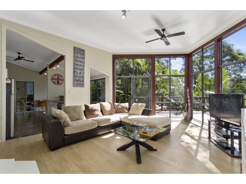 154 Peninsula Drive, Bilambil Heights NSW 2486