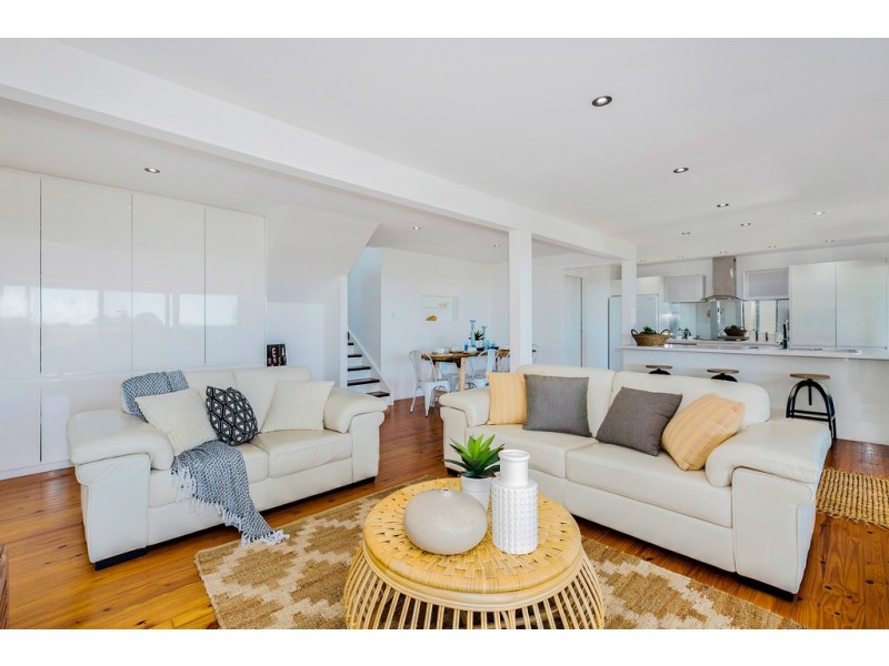 61 Simpson Drive, Bilambil Heights NSW 2486