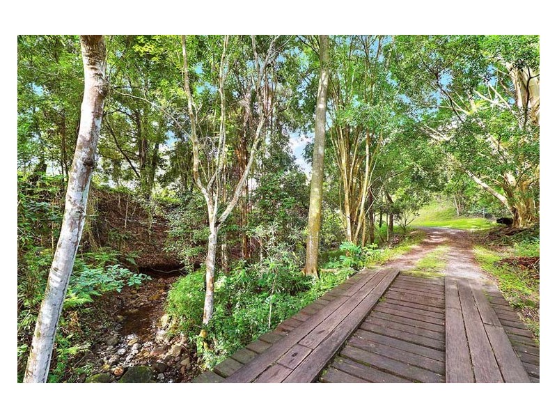 212 Whites Road, Mount Mellum QLD 4550