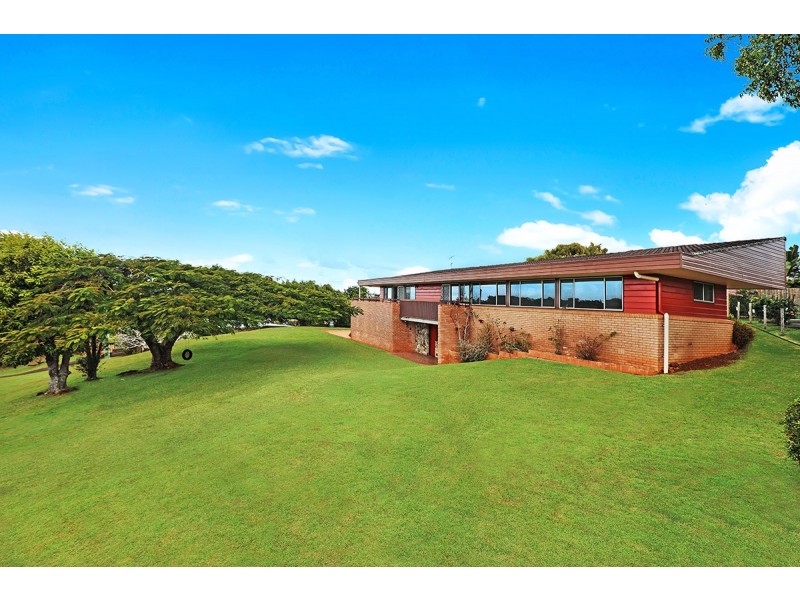 3-5 Saint James Court, Nambour QLD 4560