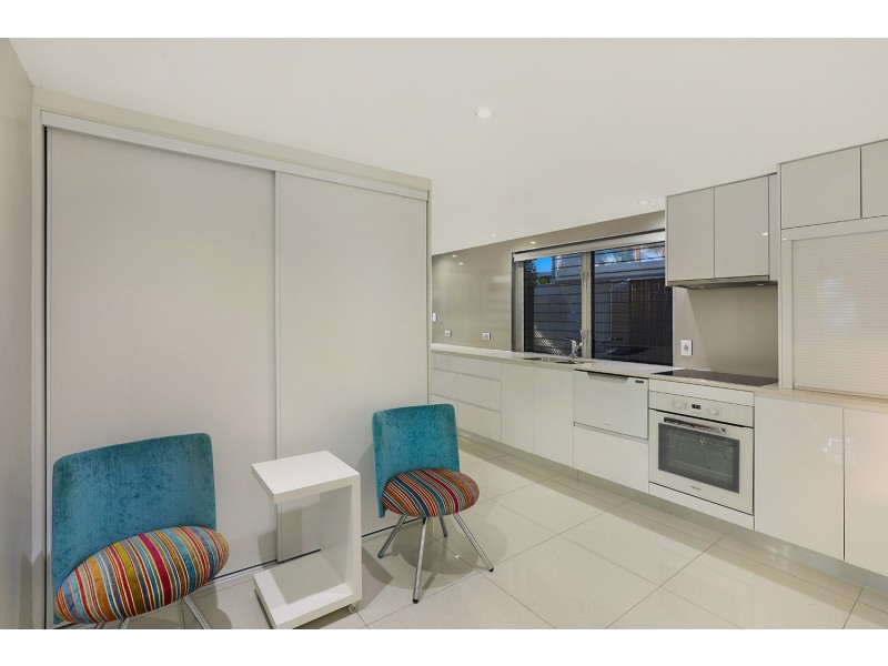 3 Yinni Street, Maroochydore QLD 4558