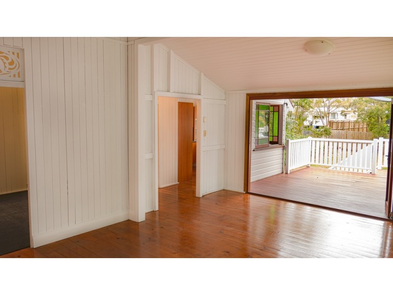 86 Longlands Street, East Brisbane QLD 4169