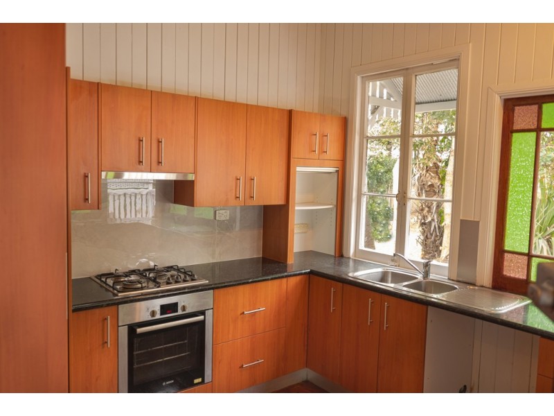 86 Longlands Street, East Brisbane QLD 4169