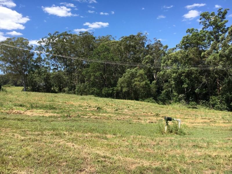 122 Lindeman Road, Beerwah QLD 4519