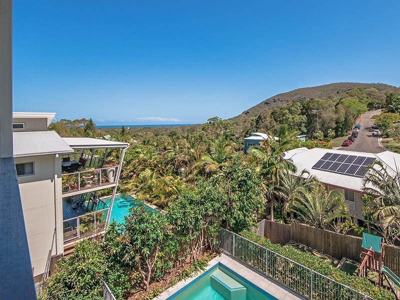 10 Berry Court, Mount Coolum QLD 4573