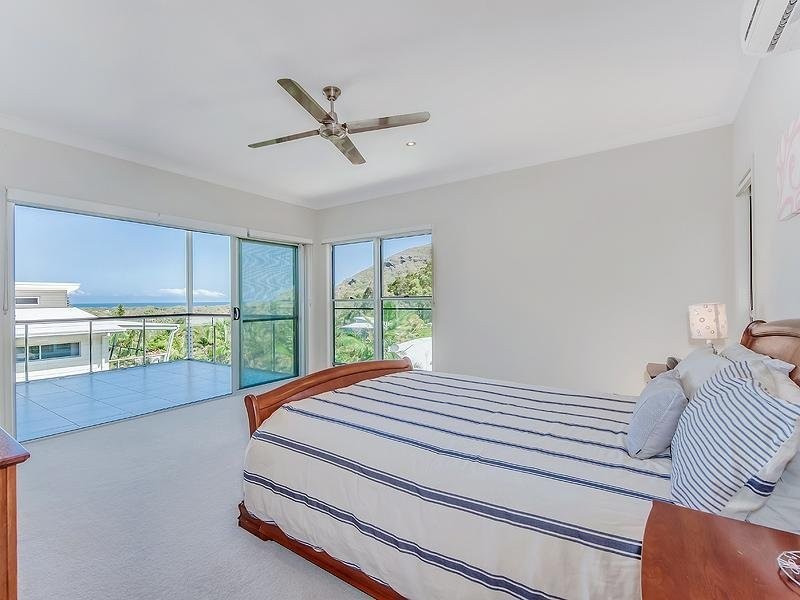 10 Berry Court, Mount Coolum QLD 4573