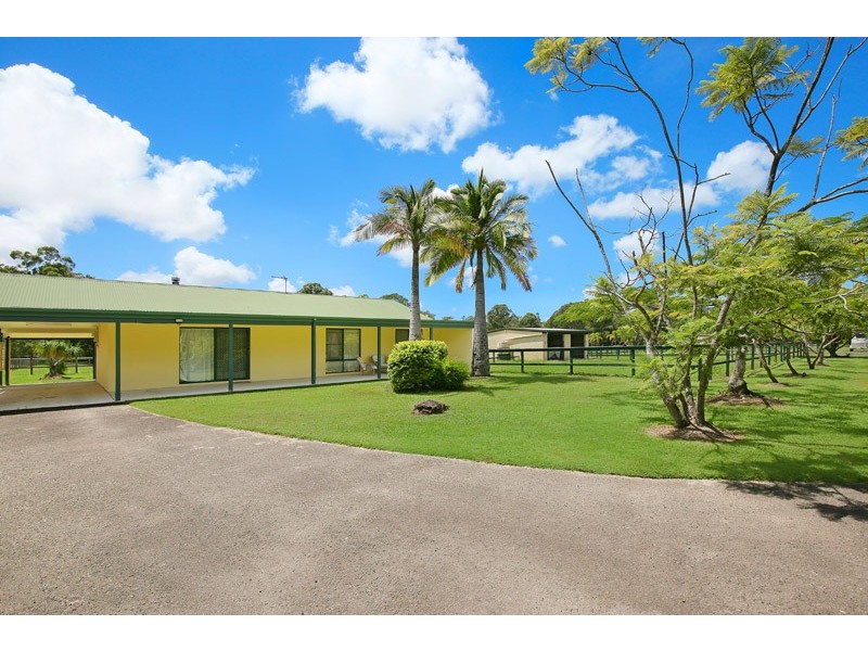 25 Isambert Road, Landsborough QLD 4550