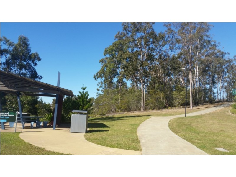 Unit 14 / 2 Lakes Entrance Drive, Carmody Lakes, Springfield Lakes QLD 4300