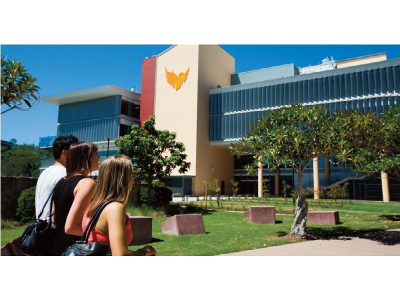 Unit 14 / 2 Lakes Entrance Drive, Carmody Lakes, Springfield Lakes QLD 4300