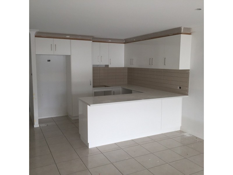 Unit 1/5 Kanangra Street, Redbank Plains QLD 4301