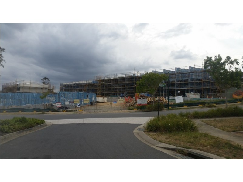 Unit 32 Springfield Lakes Boulevade, Promenade Falls, Springfield Lakes QLD 4300