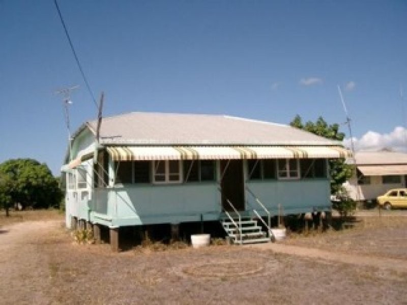 34 Bower Street, Ayr QLD 4807