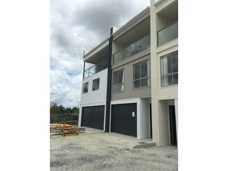 Unit 2 / 138 Springfield Lakes Blvd, Springfield Lakes QLD 4300