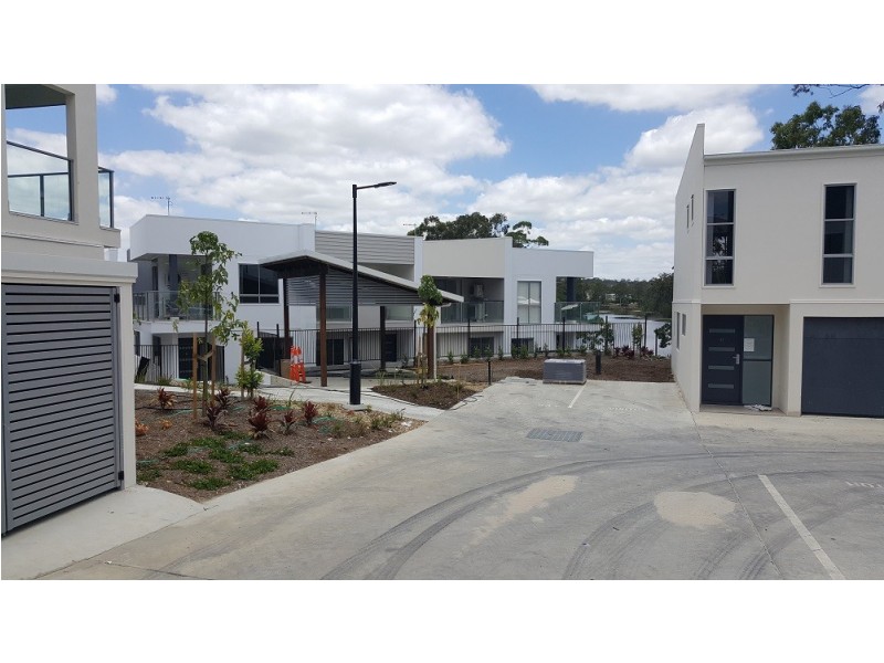 Unit 40 / 138 Springfield Lakes Blvd, Promenade Falls, Springfield Lakes QLD 4300