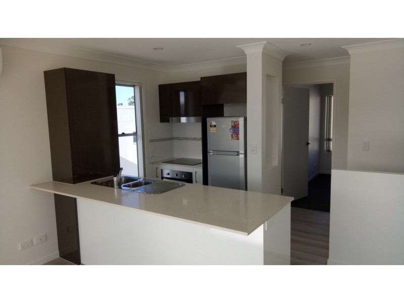 Unit 22 / 138 Springfield Lakes Blvd, Promenade Falls, Springfield Lakes QLD 4300