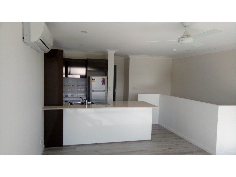 Unit 22 / 138 Springfield Lakes Blvd, Promenade Falls, Springfield Lakes QLD 4300