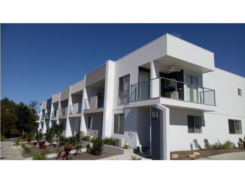 Unit 23 / 138 Springfield Lakes Blvd, Promenade Falls, Springfield Lakes QLD 4300