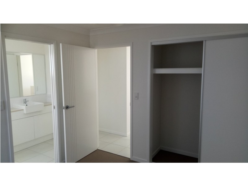 Unit 23 / 138 Springfield Lakes Blvd, Promenade Falls, Springfield Lakes QLD 4300