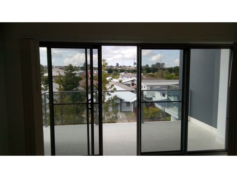 Unit 55 / 84 The Promenade,, Springfield Lakes QLD 4300