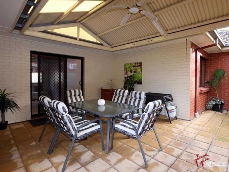 6 Grove Avenue, Everard Park SA 5035