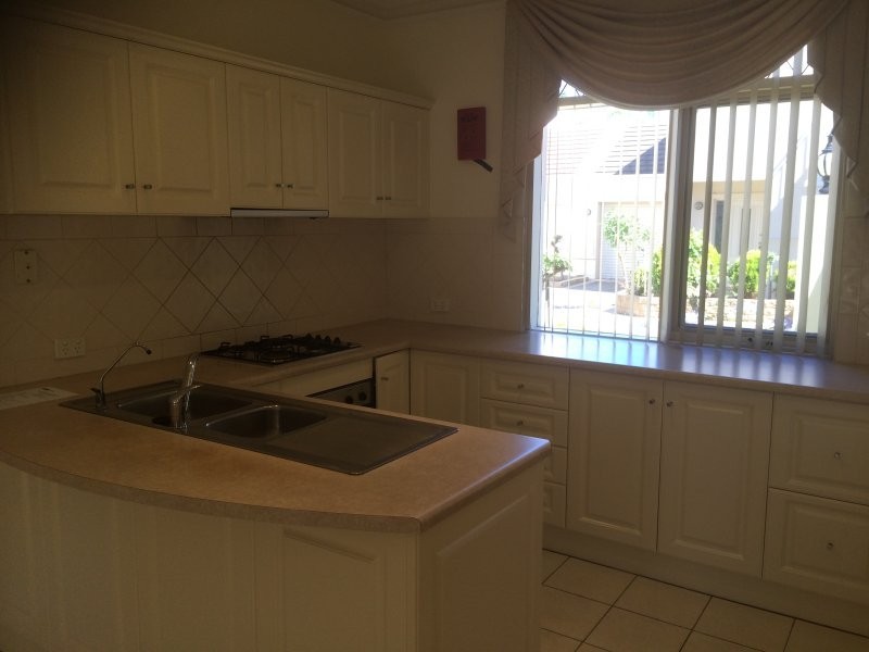 8/1 St Johns Lane, Felixstow SA 5070