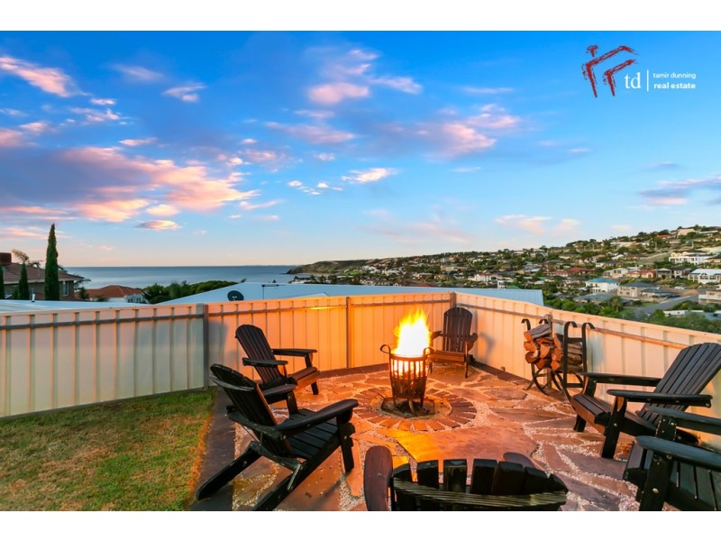 12 Ibis Crescent, Hallett Cove SA 5158