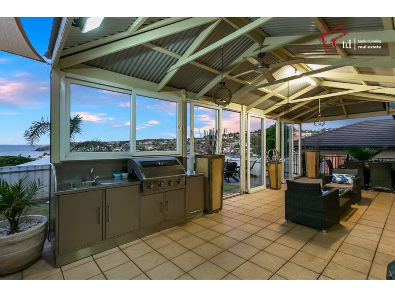 12 Ibis Crescent, Hallett Cove SA 5158