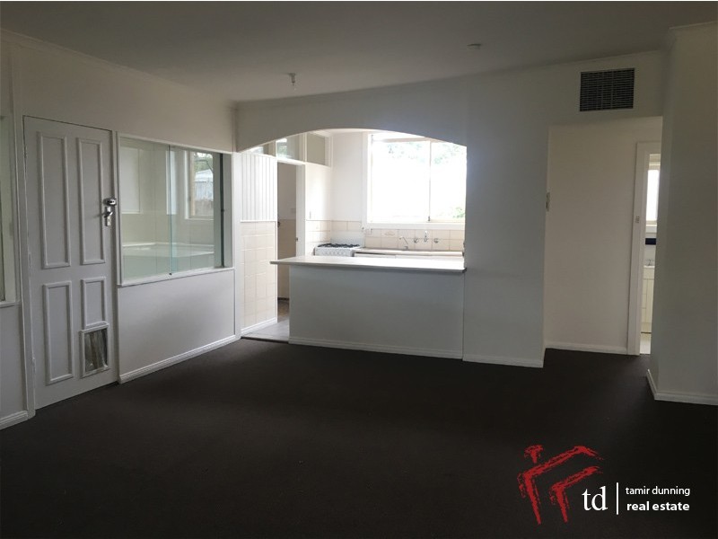 20 Dennis Crescent, Para Hills SA 5096