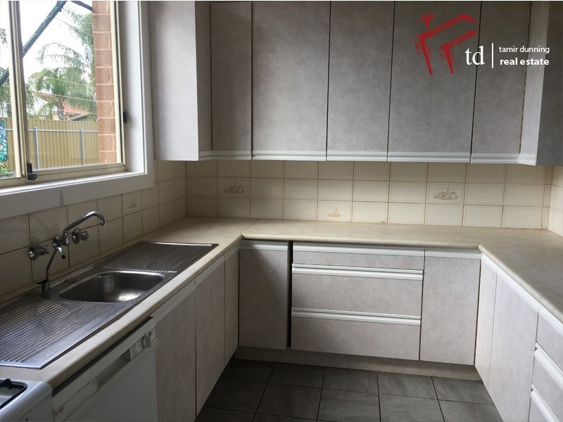 20 Dennis Crescent, Para Hills SA 5096