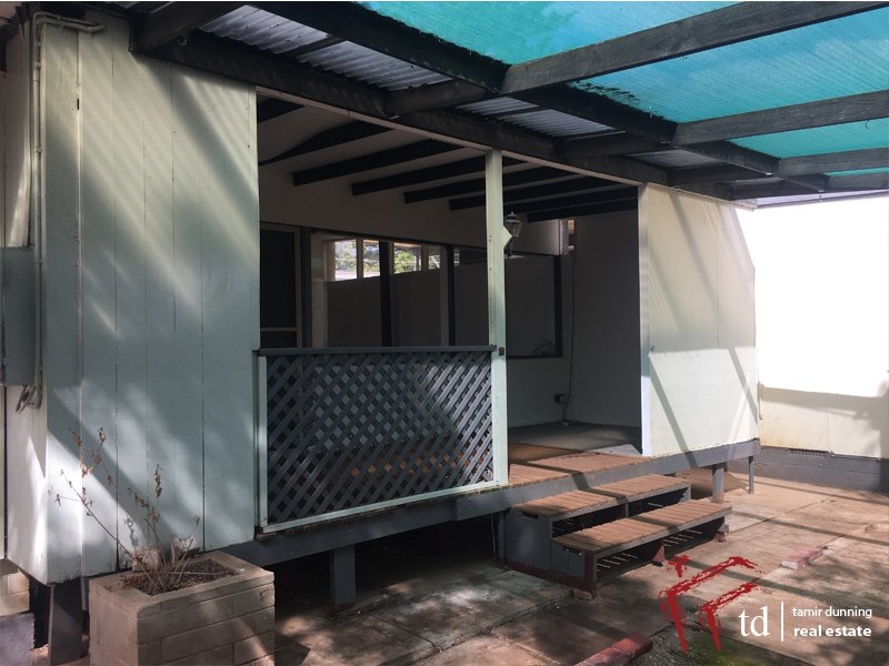 20 Dennis Crescent, Para Hills SA 5096