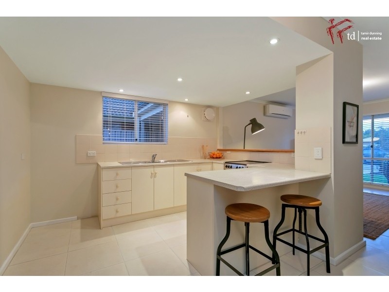 15 Karu Crescent, Mitchell Park SA 5043