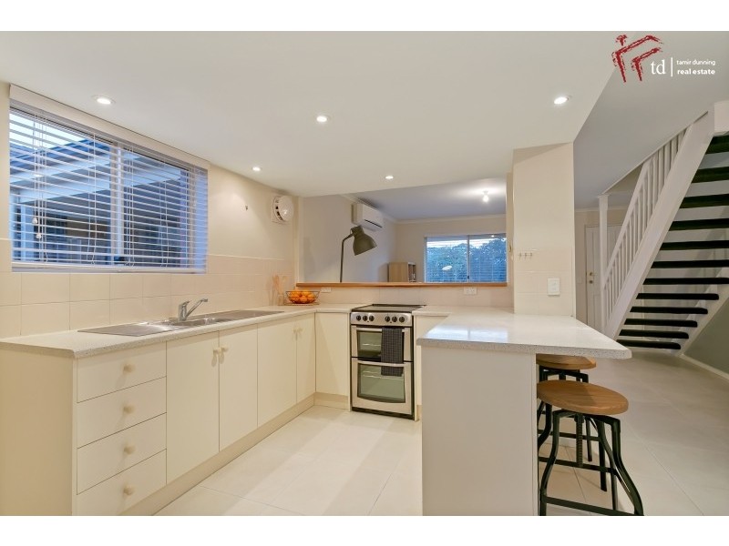 15 Karu Crescent, Mitchell Park SA 5043