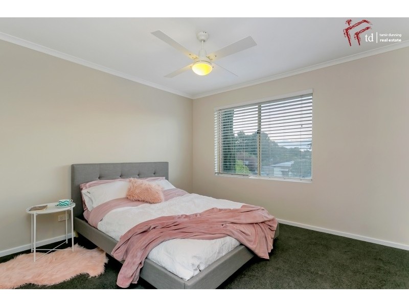 15 Karu Crescent, Mitchell Park SA 5043